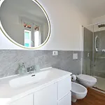 Apartment Lora Luxury 6 ,free Private Parking, Self Check In *