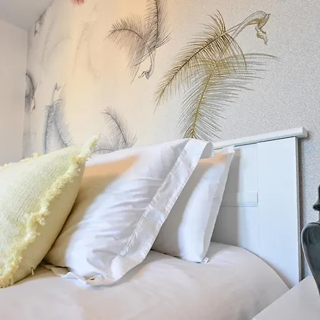 Lora Luxury 6 ,free Private Parking, Self Check In, Air Conditioner *