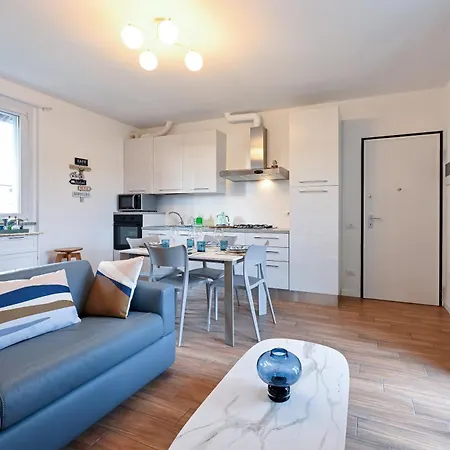 Lora Luxury 6 ,free Private Parking, Self Check In *