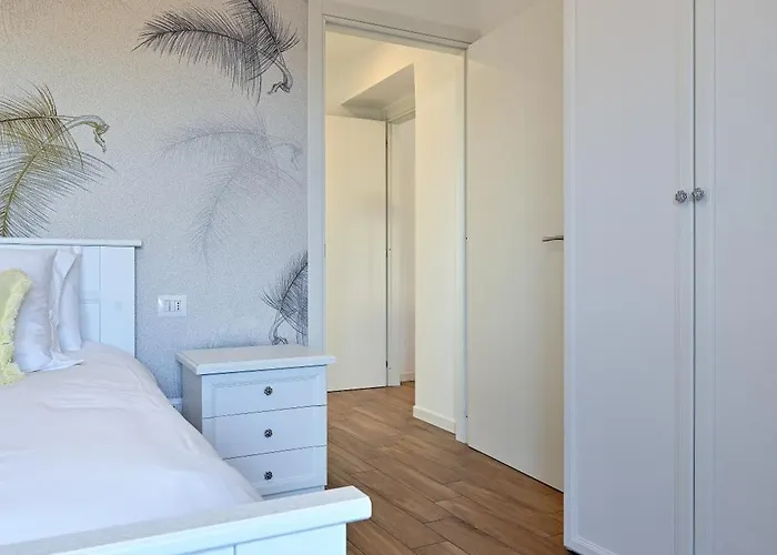 アパート Lora Luxury 6 Free Private Parking, Self Check In