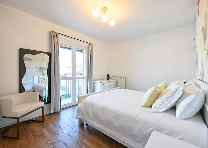 Lora Luxury 6 Free Private Parking, Self Check In