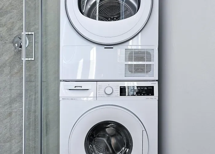 Apartamento Lora Luxury 6 Free Private Parking, Self Check In Como